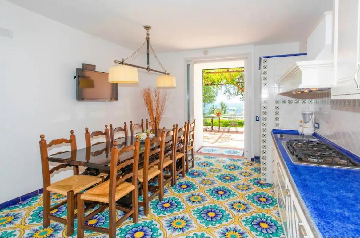Appartamento Villa Borgo San Michele Amalfi Italia